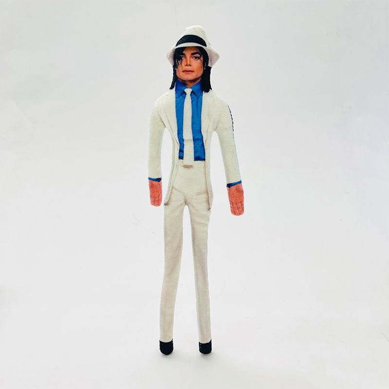 Boneco de Pelúcia Articulado M - Evoker Cosplay Prop avaliação e preço